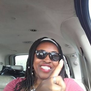 Meet your Posher, Halle